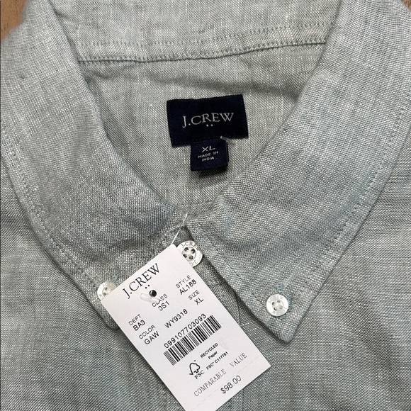 J. Crew Men's Light Green Casual Button Down Shirt.  Linen blend. - Picture 2 of 6